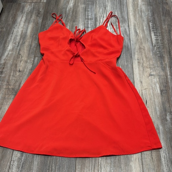 Revolve Superdown Evie tie front red mini dress medium - Picture 5 of 9